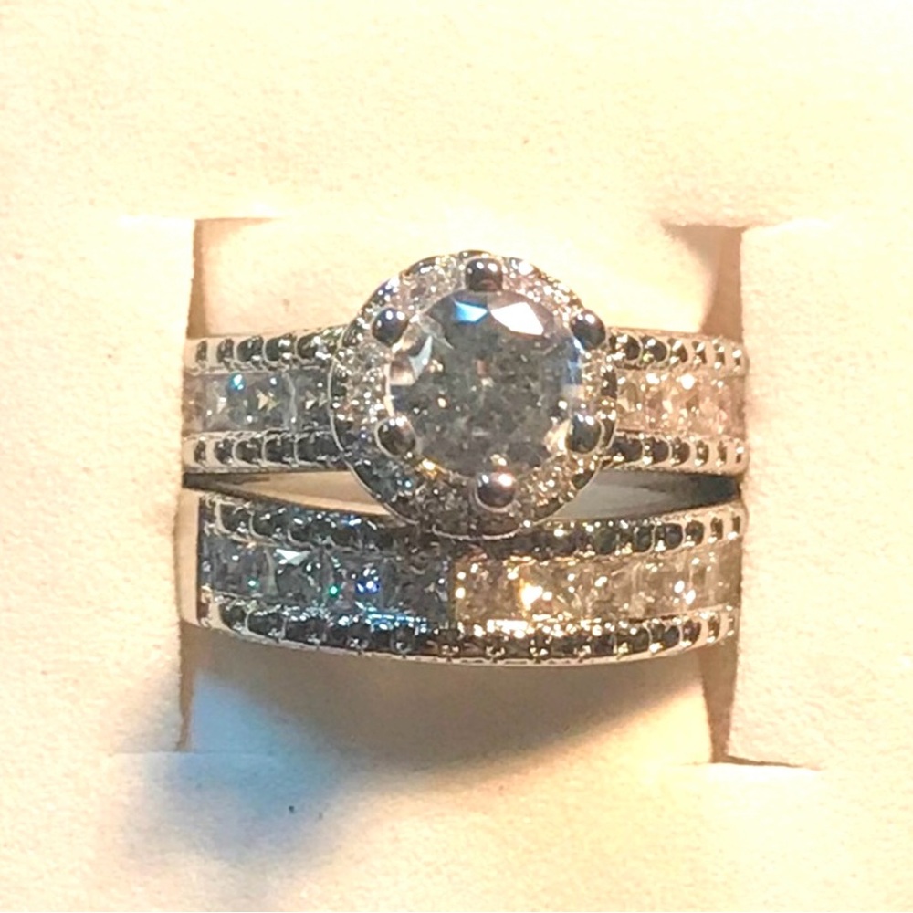 New Sterling silver white sapphire wedding ring set size 6